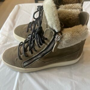 Giuseppe Zanotti Tan Shearling-Lined Boots